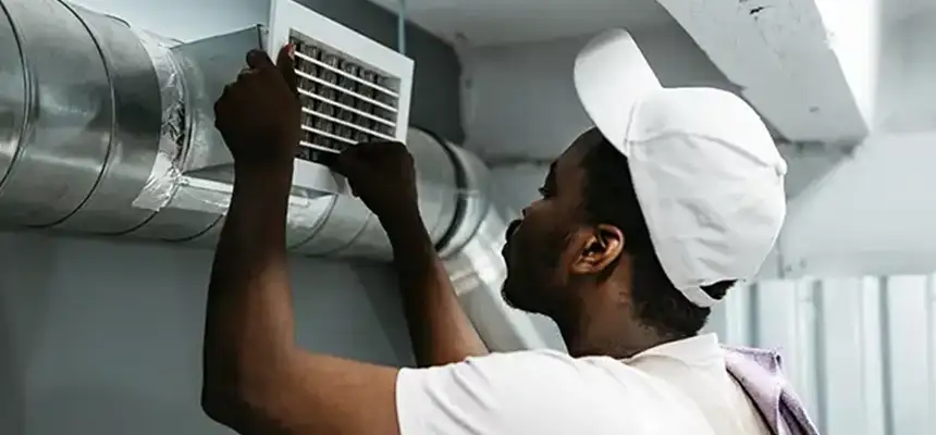 Our Licensed And Insured Cleaners in Bloomington, MN